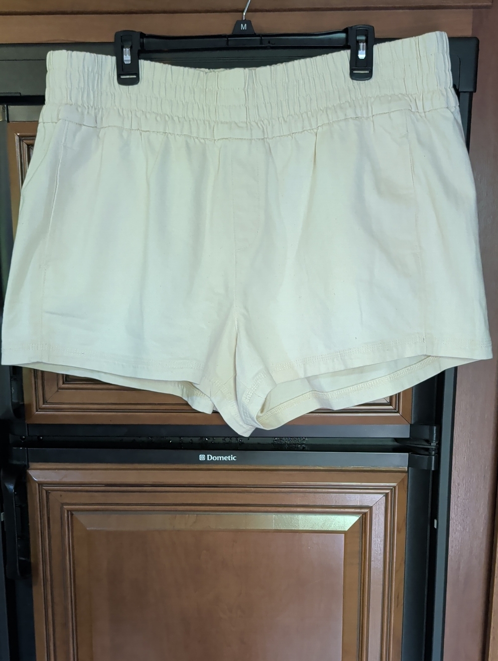 aerie Cream High-Waist Elastic Waistband Shorts
